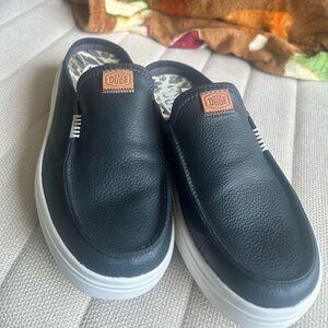 Hey Dude Black leather Austin lifts